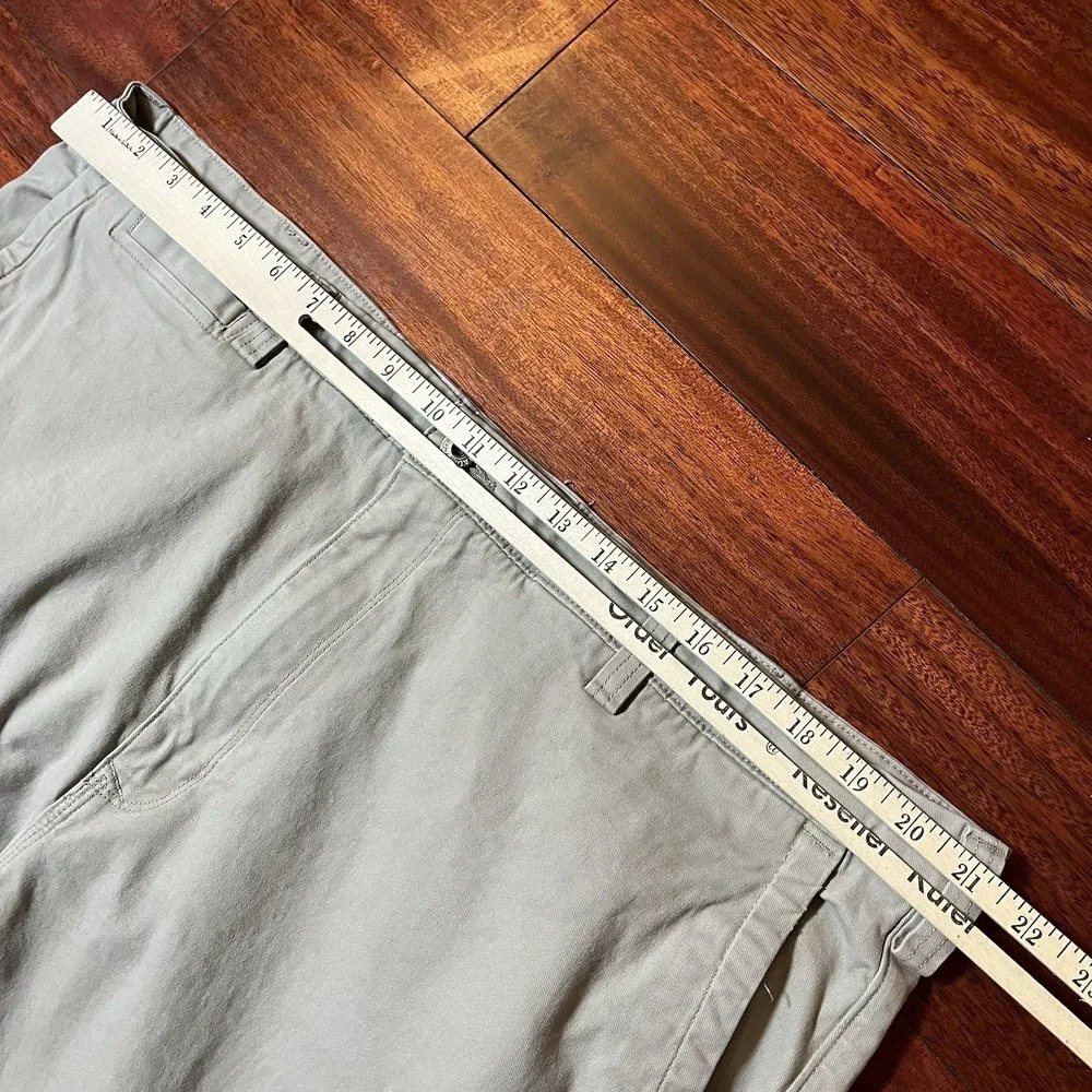 Duluth Trading Co Pants Men 42x34 Flex Ballroom Khakis Relaxed Fit Workwear READ